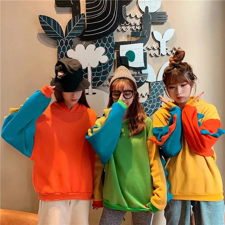 Dino Duo Delight: Kawaii Dinosaur BFF Matching Hoodies - Share Cuteness with Your Bestie! 🦕💛